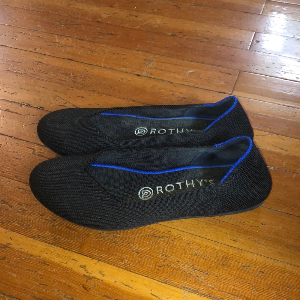 Lightly used Rothy’s flats